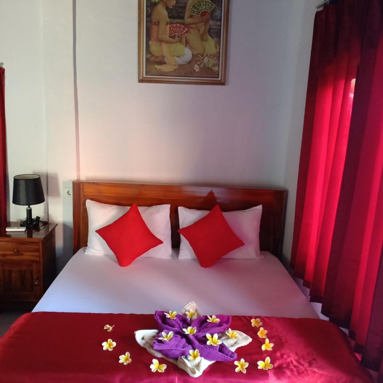 Kuwera Homestay Batununggul エクステリア 写真